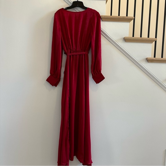 Long Sleeve Belted Maxi Dress - Picture 4 of 7